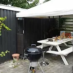 Qstay Bed & Breakfast